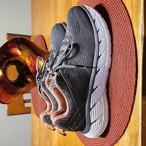 Hoka Gaviota 2. Size 7.5